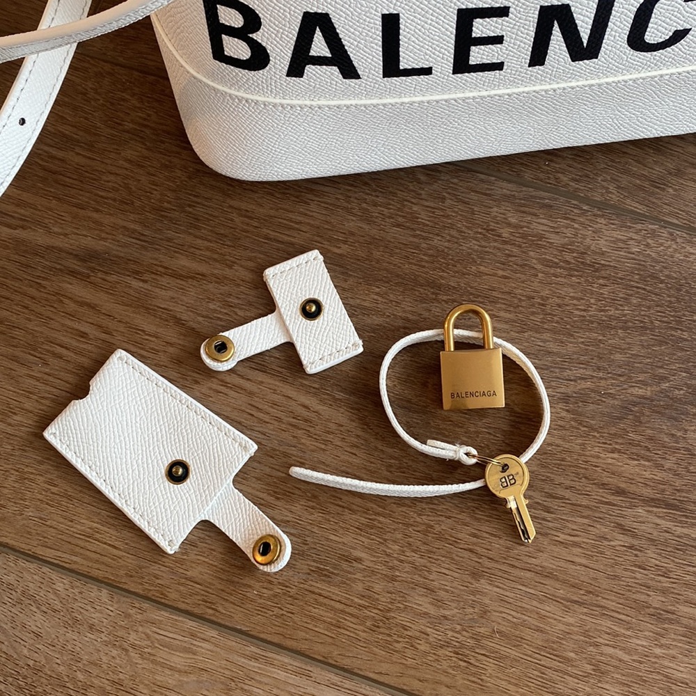 BALENCIAGA • White Leather Small Ville Bag - Picture 9 of 16